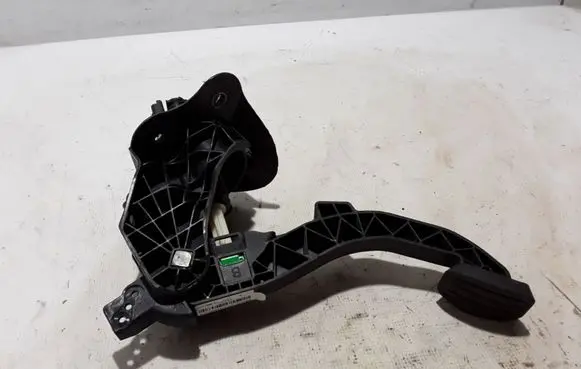 Clutch pedal