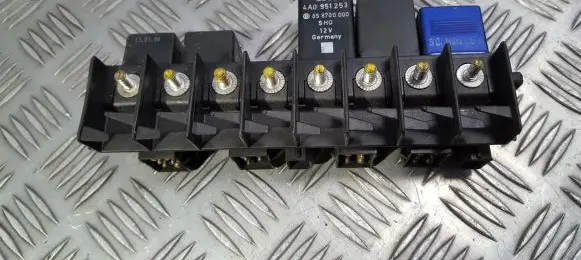Audi A6 S6 C4 4A Fuse box set 4A0941822 896046
