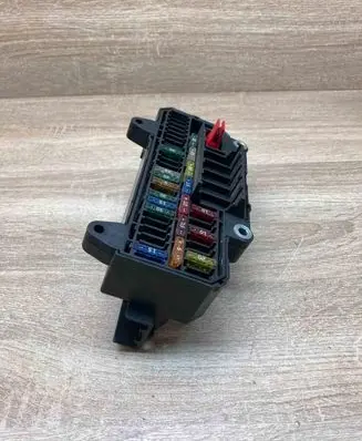 BMW 7 E65 E66 Fuse module 6900583 10688710