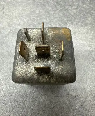 Volkswagen Golf IV Other relay 701959141A