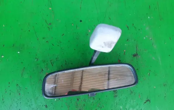 Honda CR-V Rear view mirror (interior)