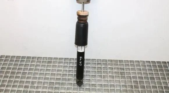 BMW 4 F32 F33 Rear shock absorber/damper 6873767