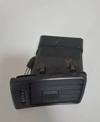 Audi A6 S6 C5 4B Dash center air vent grill 4B1820901