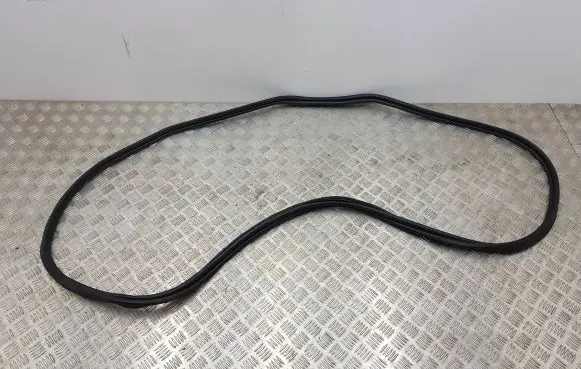 Jaguar I-Pace Trunk rubber seal (body) J9D343712H J9D343712A