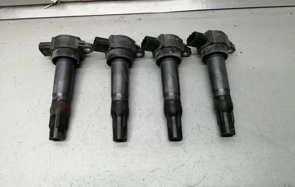 Mitsubishi Colt High voltage ignition coil MN195616