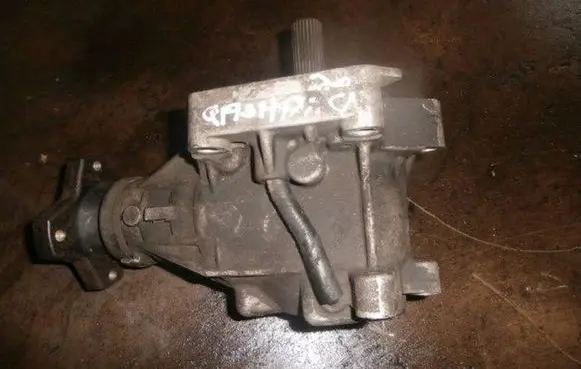 Nissan Qashqai+2 Gearbox transfer box case N4/002