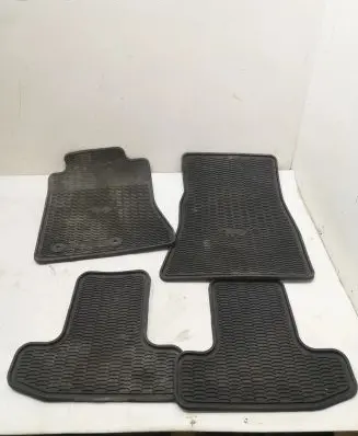 Ford Mustang VI Car floor mat set FR3B6313087BFW FR3B6313086BDW