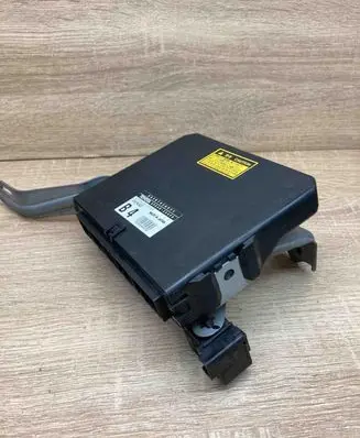 Toyota Previa (XR30, XR40) II ABS control unit/module 8954028490 8665251010