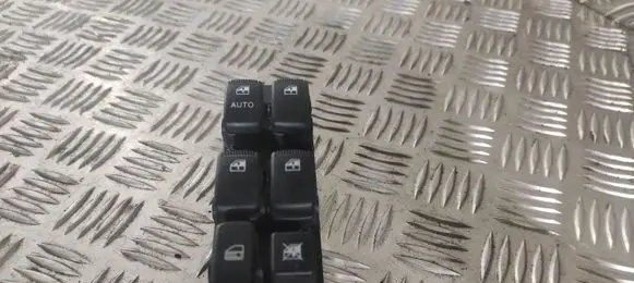KIA Sorento Electric window control switch