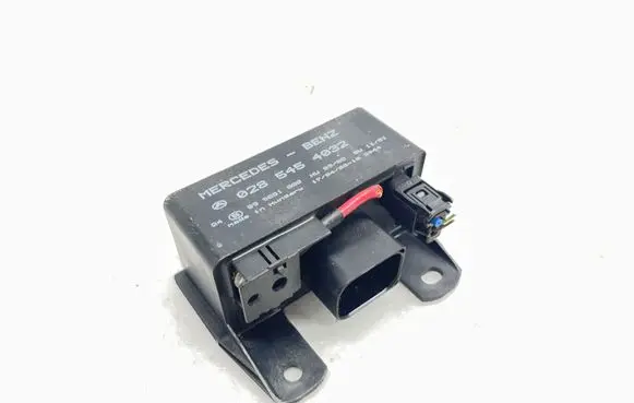 Mercedes-Benz ML W163 Glow plug pre-heat relay 0285454032