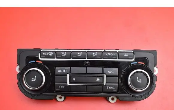 Volkswagen Tiguan Climate control unit 5K0907044GK