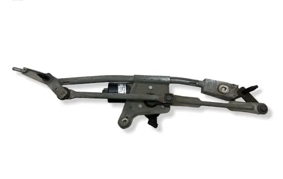 Volvo V70 Front wiper linkage and motor 8648343