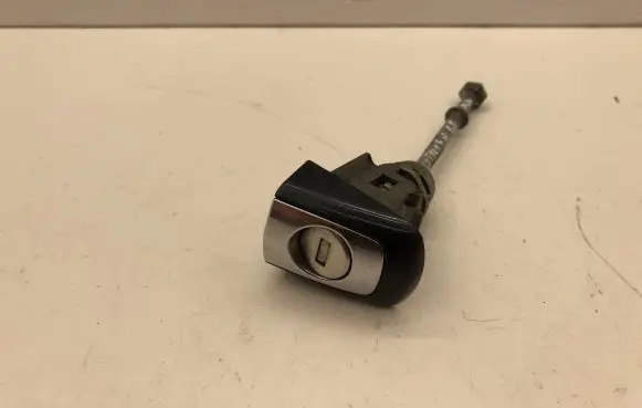 Citroen C5 Coupe door lock (next to the handle) 