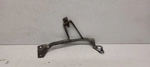 Audi A4 S4 B6 8E 8H Radiator support slam panel bracket 8E0805538
