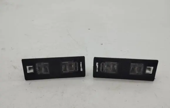 Audi Q5 SQ5 Number plate light 8w6943021