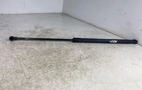 Seat Leon (1P) Tailgate/trunk strut/damper 1P9827550