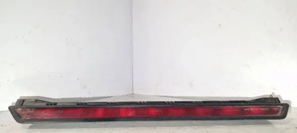 Volkswagen PASSAT B5 Third/center stoplight S302e1531
