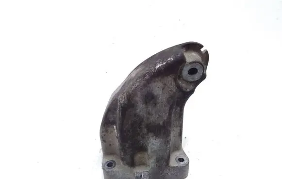 Mercedes-Benz C W204 Engine mounting bracket A6422231004
