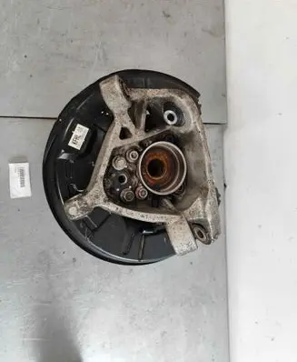 Lexus IS-F Rear wheel hub spindle/knuckle 4230530110