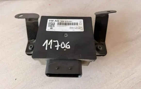 Seat Alhambra (Mk2) Power management control unit 3AA919041