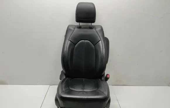 Chrysler Pacifica Front passenger seat 