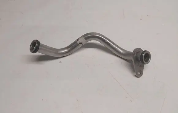 Volkswagen Golf Sportsvan Turbo turbocharger oiling pipe/hose 04C145735A