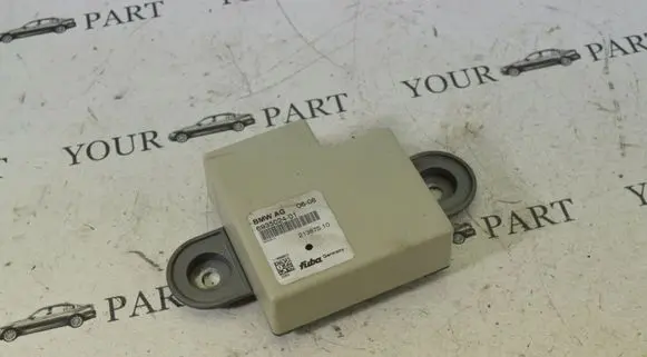 BMW 5 E60 E61 Antenna control unit 6935024