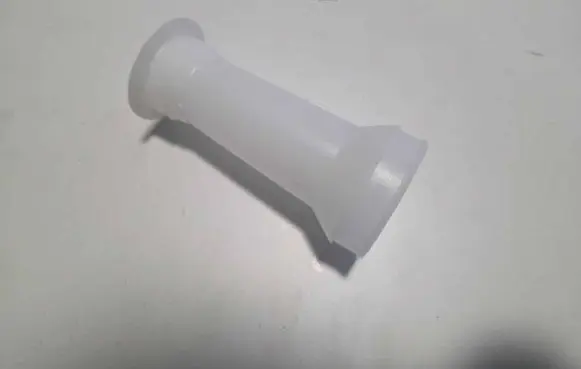 Peugeot 806 Window washer liquid tank fill tube 9608560080