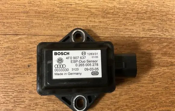 Audi A6 S6 C6 4F ESP acceleration yaw rate sensor 4F0907637 0265005278 0033330