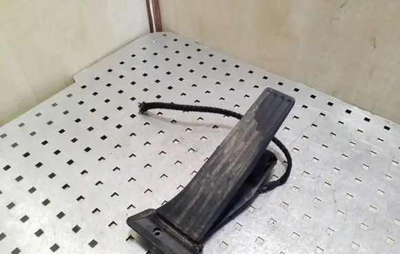 BMW 5 E60 E61 Accelerator throttle pedal