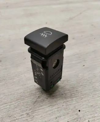 Fog light switch