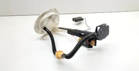 BMW 5 E60 E61 Fuel level sensor 6765849 0580303042