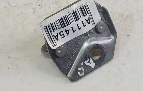 Ford Grand C-MAX Front door lock loop/hook striker 31391832
