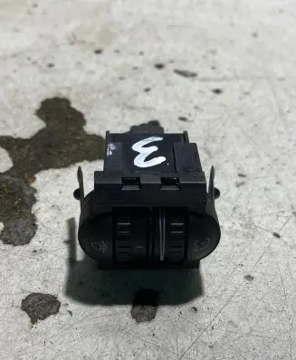 Audi Q7 4L Headlight level height control switch 8L0971883