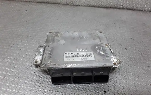 Renault Laguna II Engine control unit/module 8200309316 0281011324