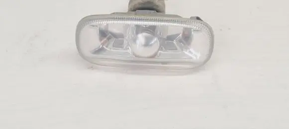 Audi A6 S6 C5 4B Front fender indicator light 8E0949127