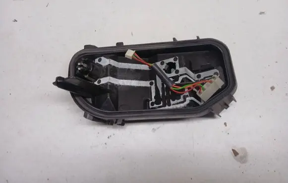Audi A6 S6 C6 4F Tail light bulb cover holder 89393112