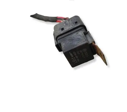 Volkswagen PASSAT B6 Other relay 3B0951253 V231361006X056