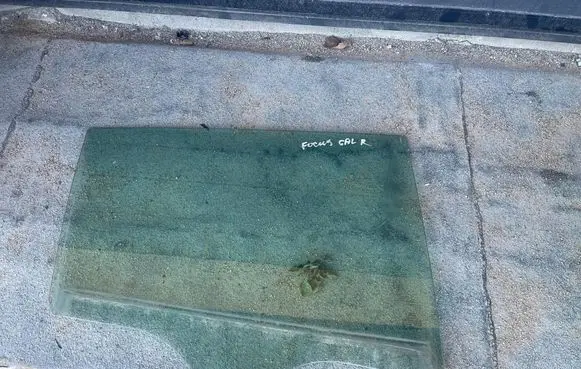 Ford Focus Rear door window glass JX7BN25712A