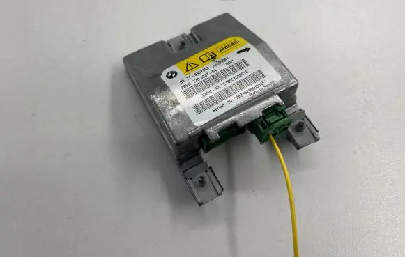 BMW 5 E60 E61 Airbag control unit/module 6957502 S1695750201E 220434754