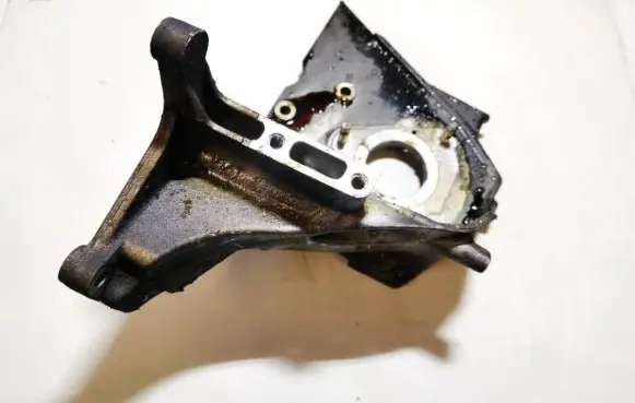 Alfa Romeo 156 Engine mounting bracket 46474545