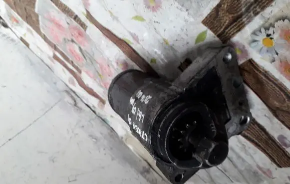 Citroen C4 I Starter motor M00T22472 966401698001