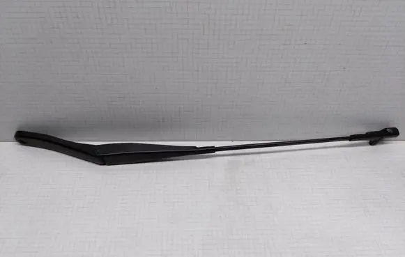 Opel Astra H Front wiper blade arm 13111220LH