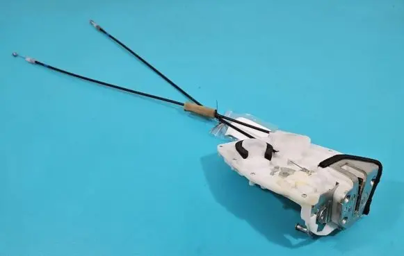 Suzuki SX4 S-Cross Rear door lock IMPRK1386280