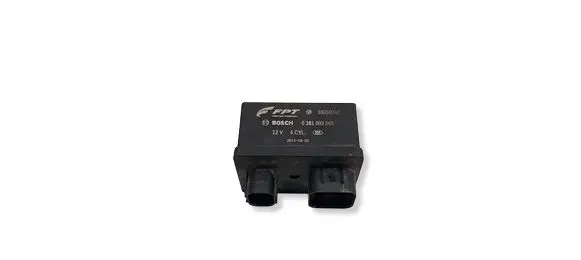 Fiat 500X Glow plug pre-heat relay 0281003065 55250747 20150805