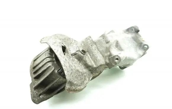 Mercedes-Benz E A207 Engine mount vacuum valve A2042404717