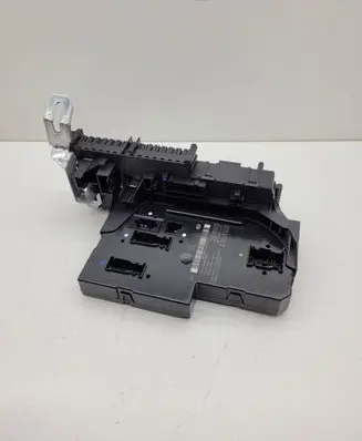 Mercedes-Benz C W204 SAM control unit 2049060205 2049019702