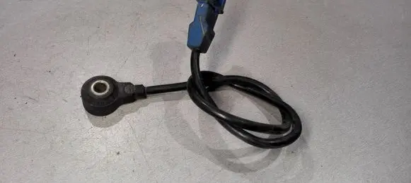 Volkswagen PASSAT B5.5 Detonation knock sensor 054905377G 5WM1512