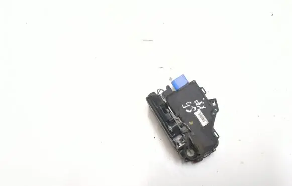 Volkswagen Golf V Front door lock 3D1837015AB