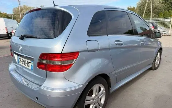 Mercedes-Benz B W245 Rear/tail lights A1698202464